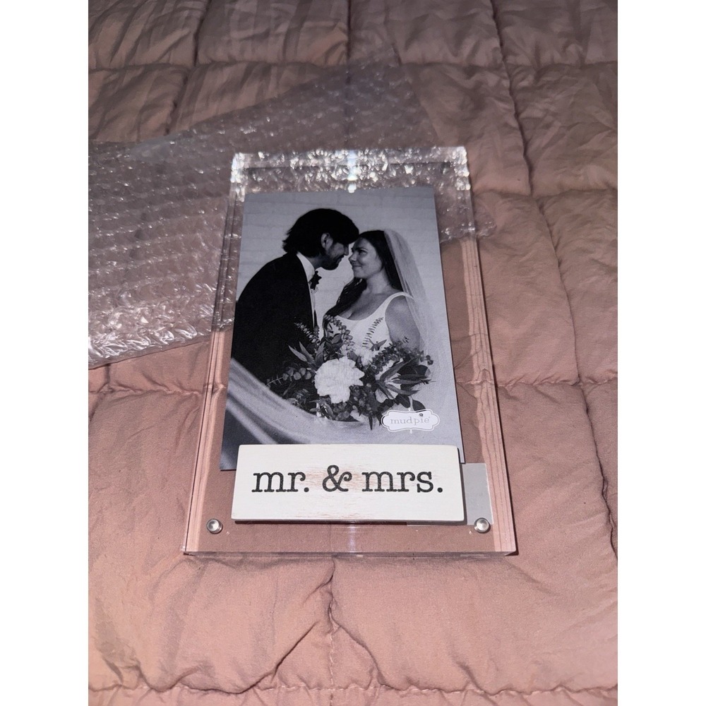 Mr & Mrs Acrylic Plaque Picture Frame Magnetic Mud Pie Wedding Gift Newlyweds